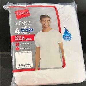 NWT Hanes Ultimate White Tagless T-Shirts (4 pack)